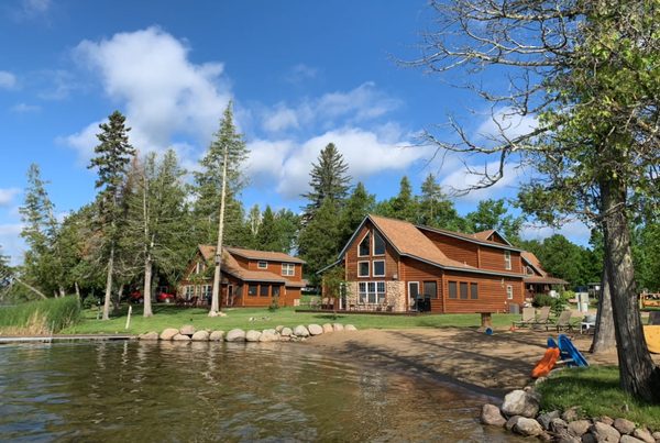 Moose Lake Lodge Moose Lake Minnesota — Property