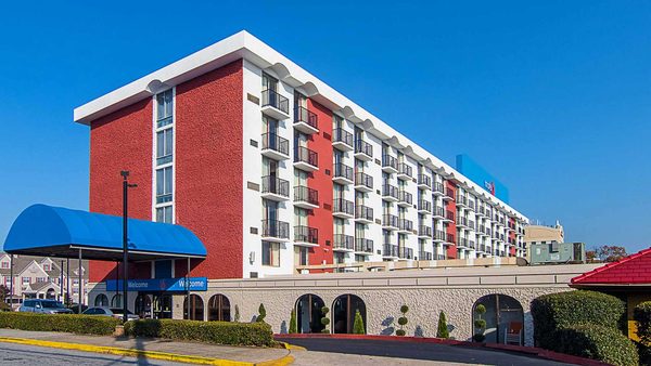 Motel 6 Atlanta GA — Property