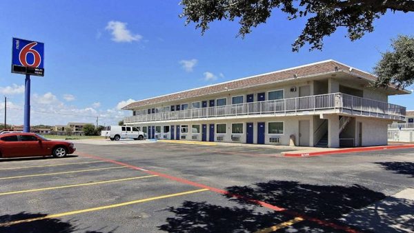 Motel 6 Corpus Christi Northwest — Property