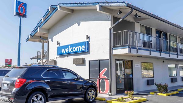 Motel 6 Elizabethtown KY Elizabethtown Kentucky — Property