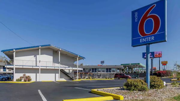 Motel 6 Elizabethtown KY Elizabethtown Kentucky — Property