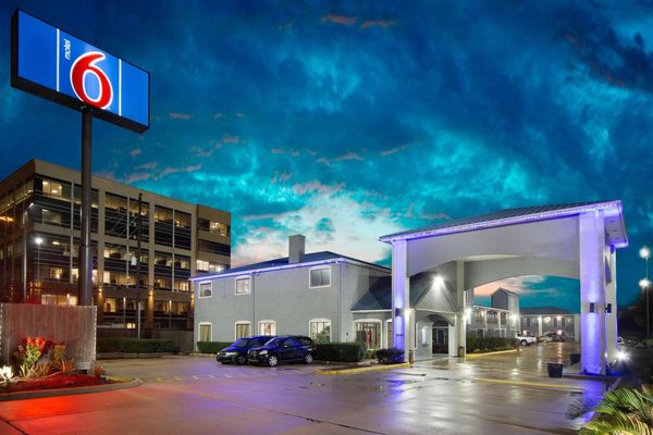 Motel 6 Houston TX I 10 West — Property