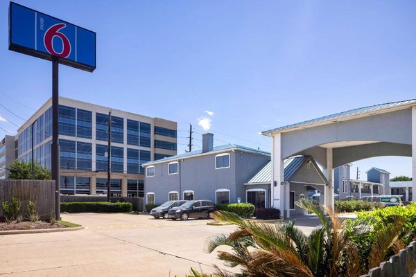 Motel 6 Houston TX I 10 West — Property