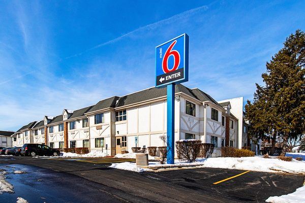 Motel 6 Kewanee IL Kewanee Illinois — Property