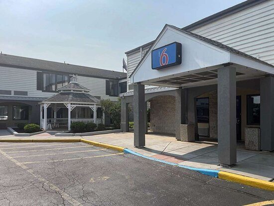 Motel 6 Newark DE — Property