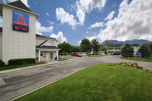 Motel 6 Salt Lake City Central — Property
