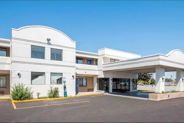 Motel 6 Salt Lake City Central — Property