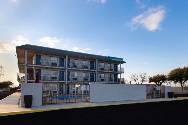 Motel 6 San Antonio TX West SeaWorld — Property