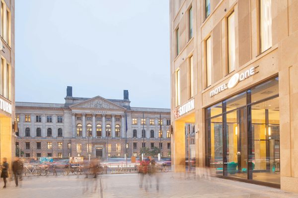 Motel One Berlin Potsdamer Platz — Property