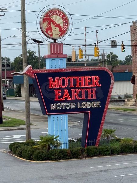 Mother Earth Motor Lodge — Property