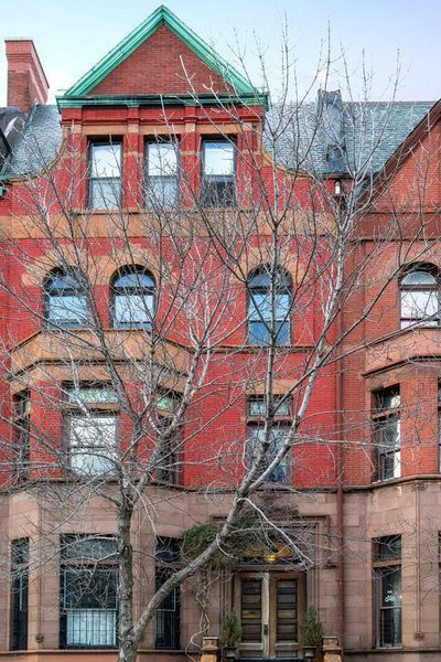 Mount Morris House Nyc New York City New York — Property