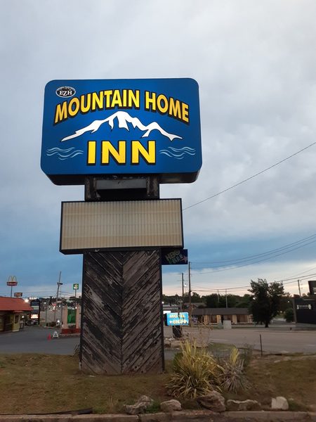 Mountain Home Inn — Property