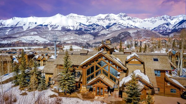 Mountain Lodge Telluride — Property