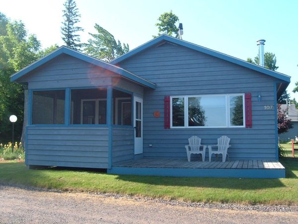 Mountain View Lodges — Property