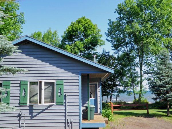 Mountain View Lodges — Property