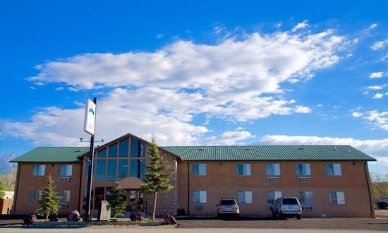 Mountain View Motor Inn Fort Garland Colorado — Property