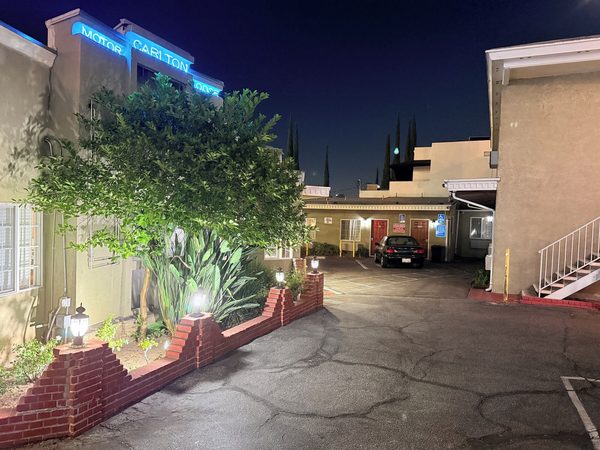 MT Gleason Motor Lodge Los Angeles California — Property
