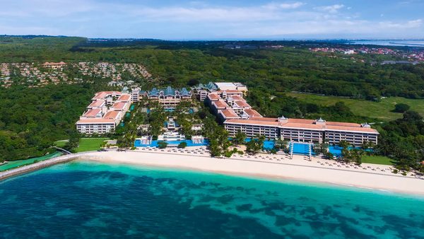 Mulia Villas — Property