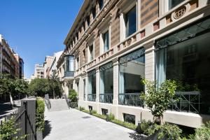 Murmuri Residence Mercader Barcelona Catalonia — Property