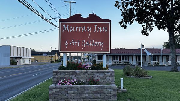 Murray Inn and Art Gallery — Property