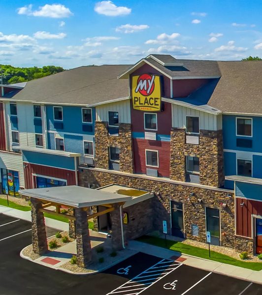 My Place Hotel Aberdeen SD — Property