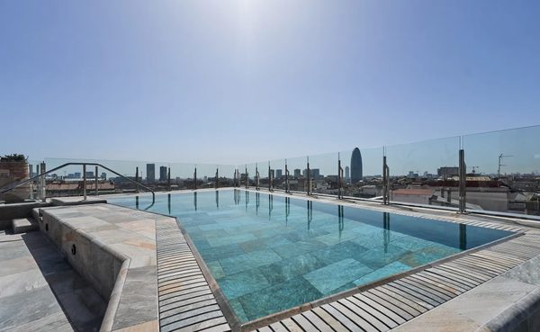 MY Space Barcelona Gracia Pool Terrace Barcelona Catalonia — Property