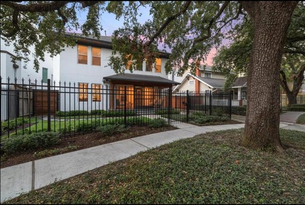 MyCrib Houston Hostel — Property