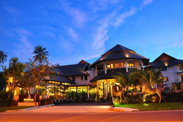 Navatara Phuket Resort — Property