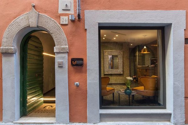 Navona Essence Hotel — Property