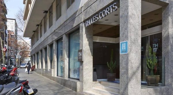 NH Barcelona Les Corts Barcelona Catalonia — Property
