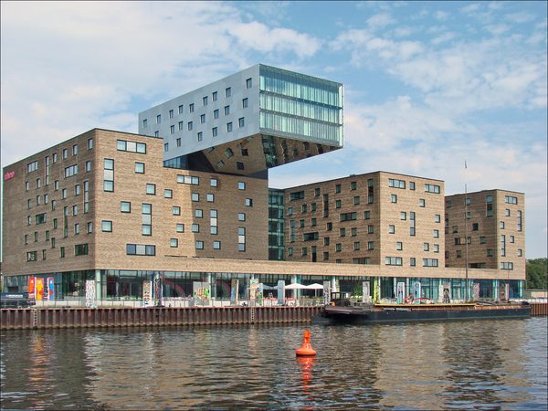 Nhow Berlin — Property