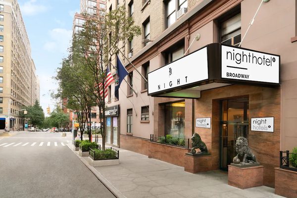 Night Hotel Broadway New York City New York — Property