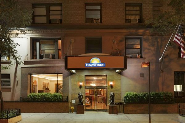 Night Hotel Broadway New York City New York — Property