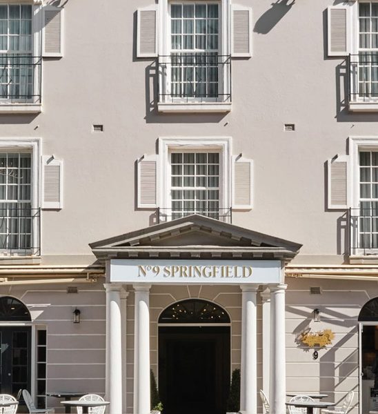 No 9 Springfield — Property