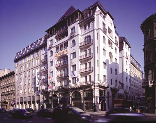 Noble Hotel — Property