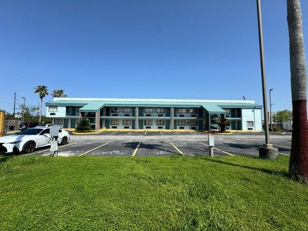 Nola Inn Suites — Property