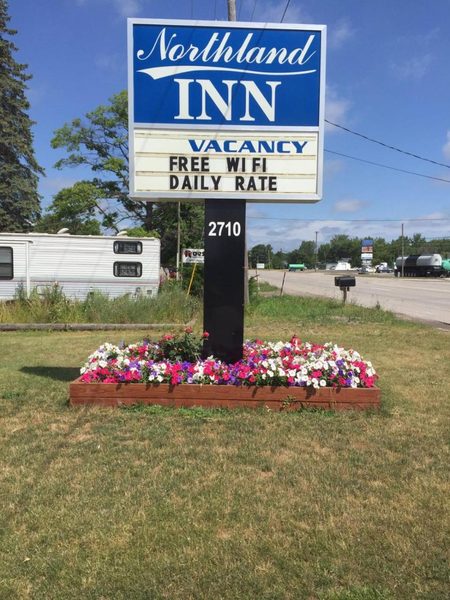 Northland Motel Kawkawlin Kawkawlin Michigan — Property