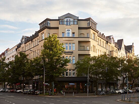 Numa Berlin Novela — Property