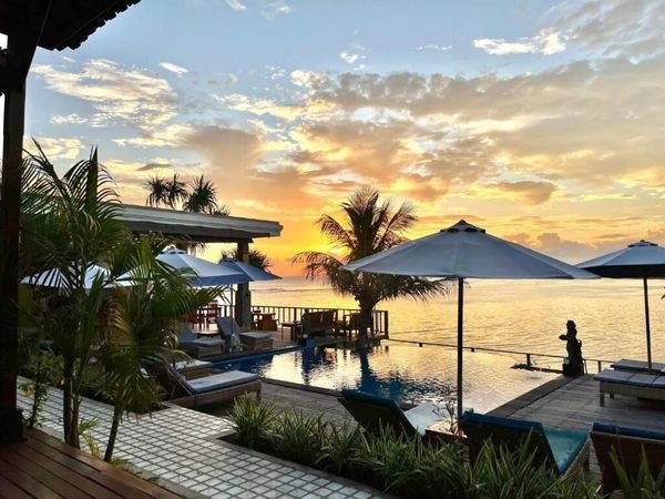 Nusa Veranda Sunset Villas Restaurant — Property