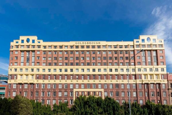 Oaks Sydney Goldsbrough Suites — Property