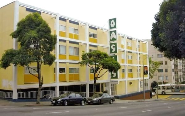 Oasis Inn — Property