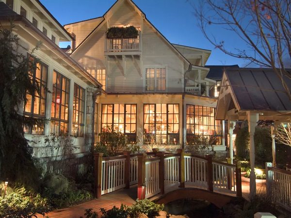 Old Edwards Inn and Spa — Property