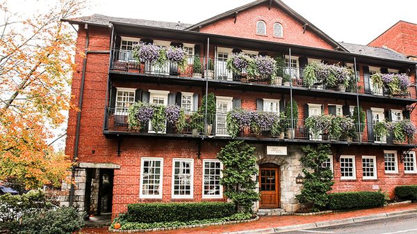 Old Edwards Inn and Spa — Property