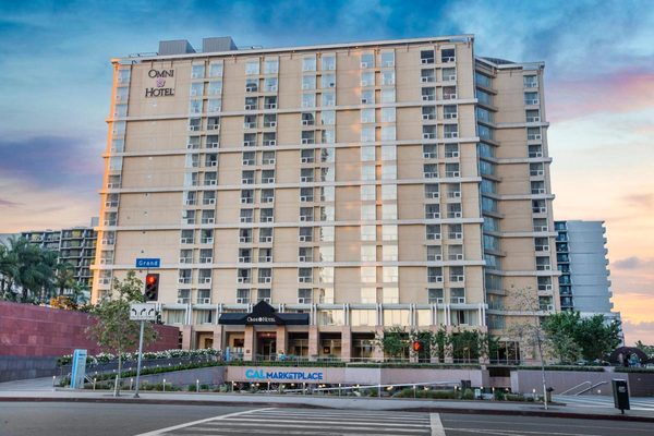 Omni Los Angeles Hotel At California Plaza — Property