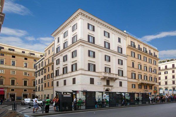 Oriana Homel Roma — Property