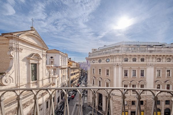 Oriana Homel Roma — Property