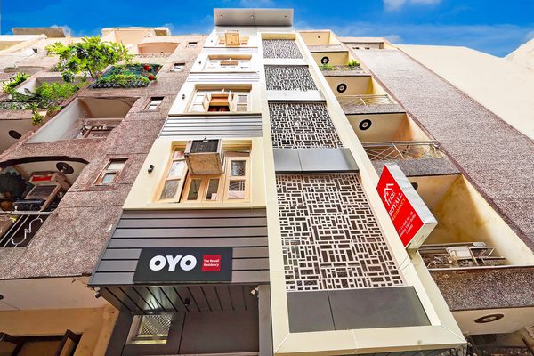 OYO 44081 Hotel Royal Holidays — Property