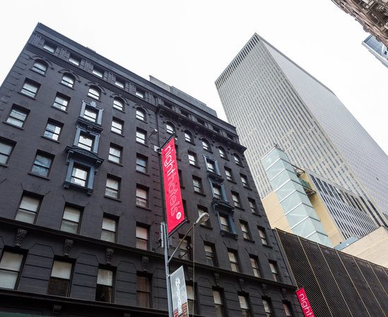 OYO Times Square New York City New York — Property