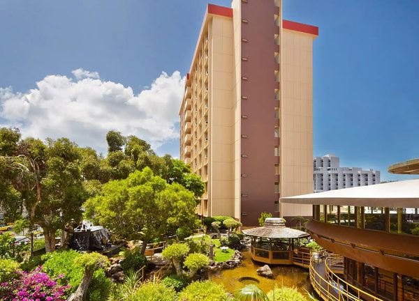 Pagoda Hotel — Property