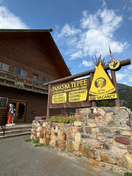 Pahaska Tepee Resort — Property